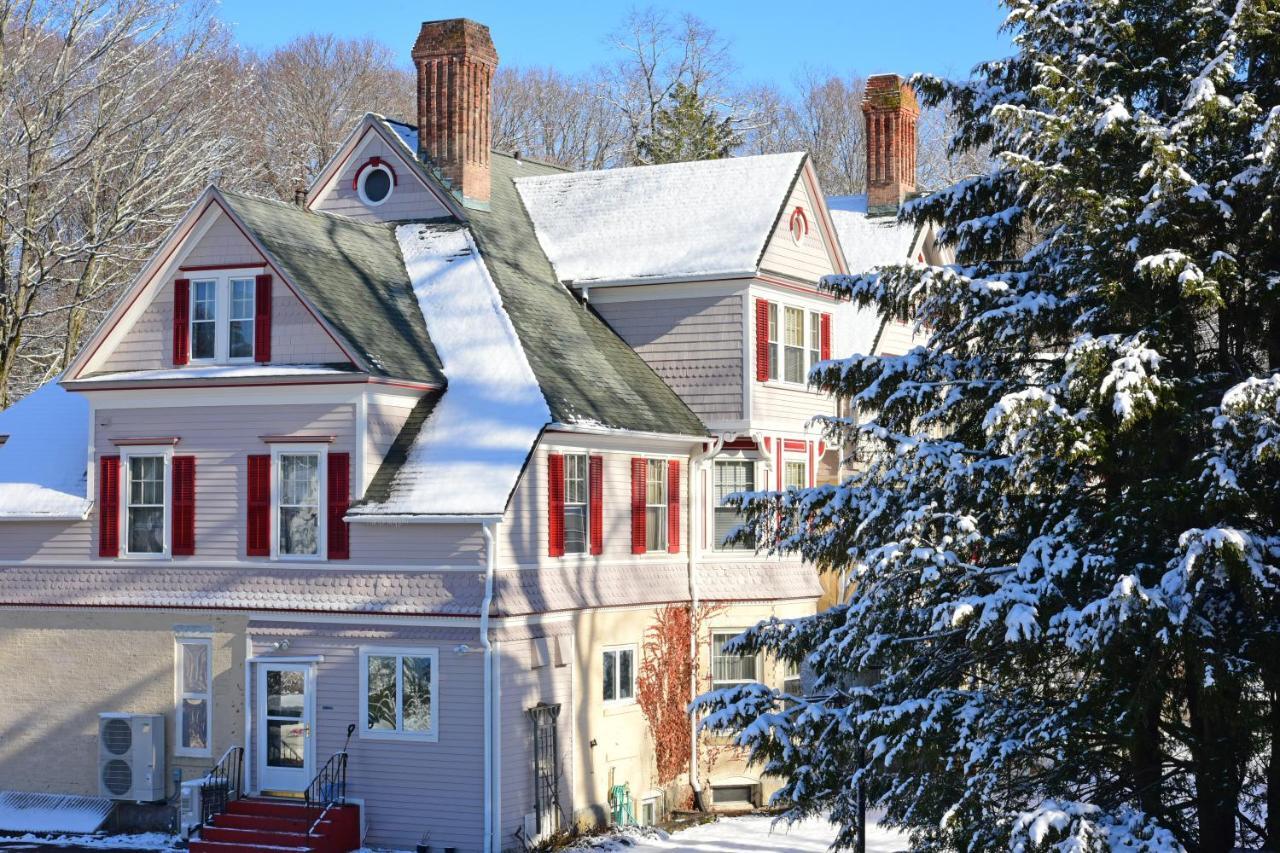Wainwright Inn グレート・バリントン エクステリア 写真