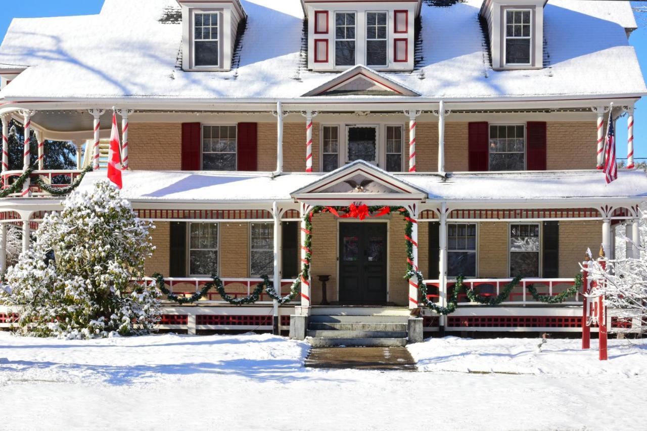 Wainwright Inn グレート・バリントン エクステリア 写真