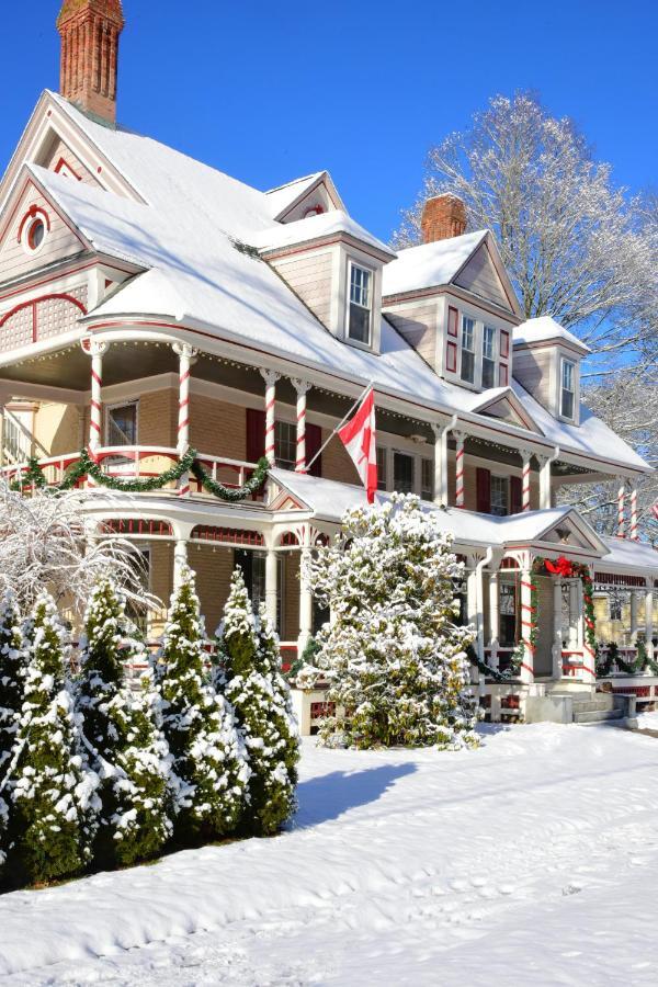 Wainwright Inn グレート・バリントン エクステリア 写真